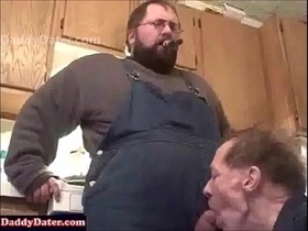 Daddybear Top Gets his Cock Sucked by Old Man